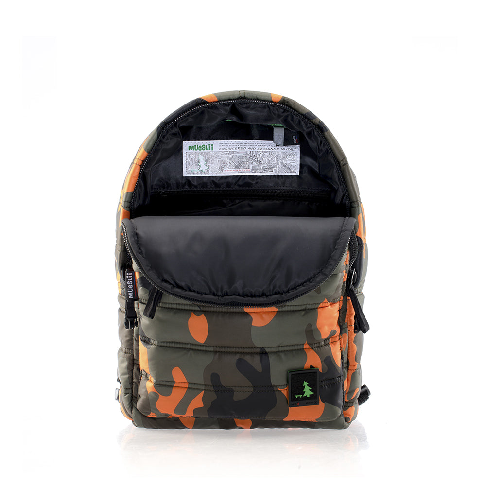 Mueslii original puffer daily backpack made of high density nylon and Ykk zips, color orange camo, inside view.