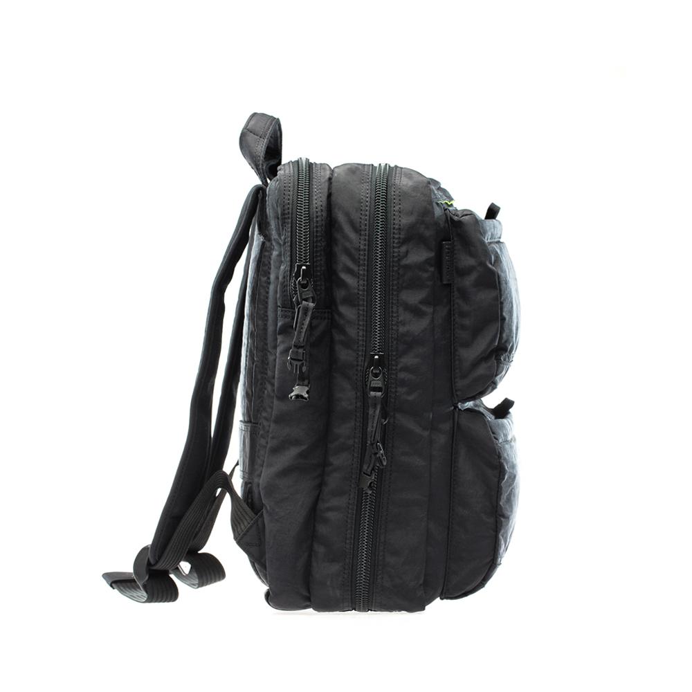 Mueslii travel backpack with separate clothes and laptop compartments